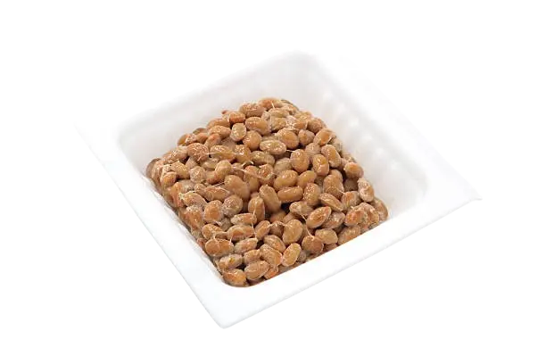 Recetas con soja: un cuenco con natto